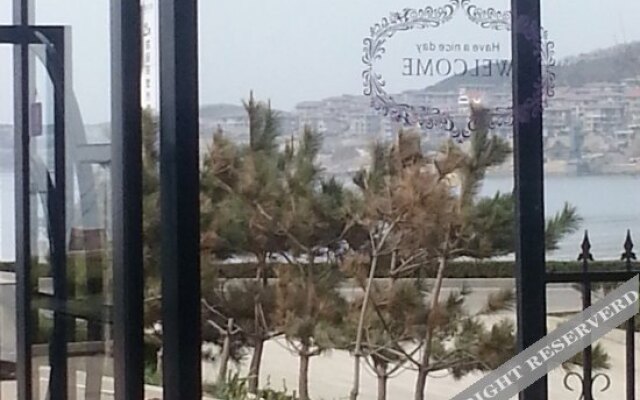 Yuese Holiday Hotel