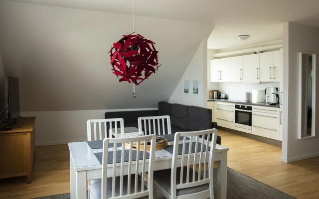 Mørk Apartments