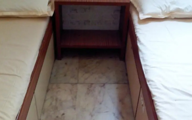 Central Line Guest House Dormitory