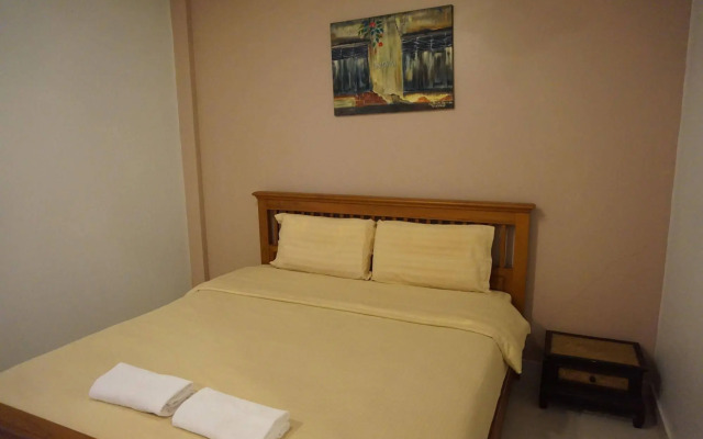 Wongsaisiri Srichiangkhan Hotel