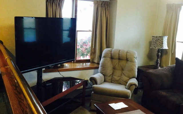 Goodfellos Suites