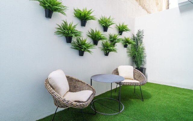 Valencia Luxury - Boutique Center