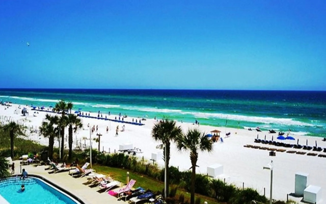 Calypso 305E 291773 by RedAwning