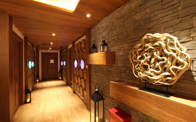 Star World International Hotel