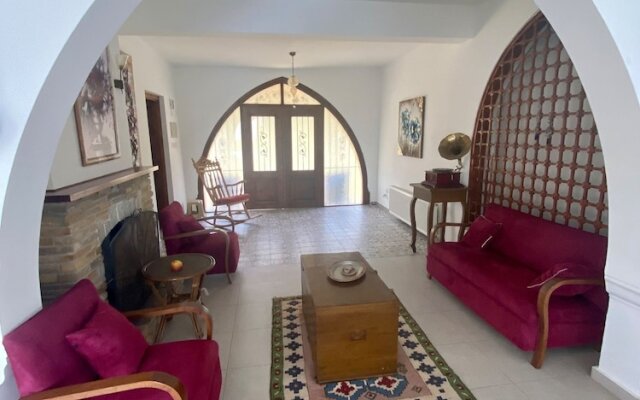"villa She Ruz "