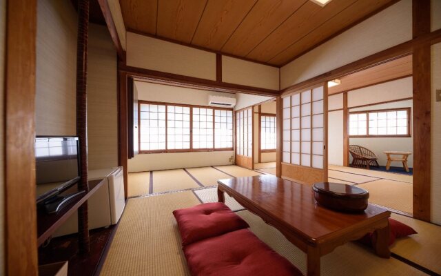 Mikadoya