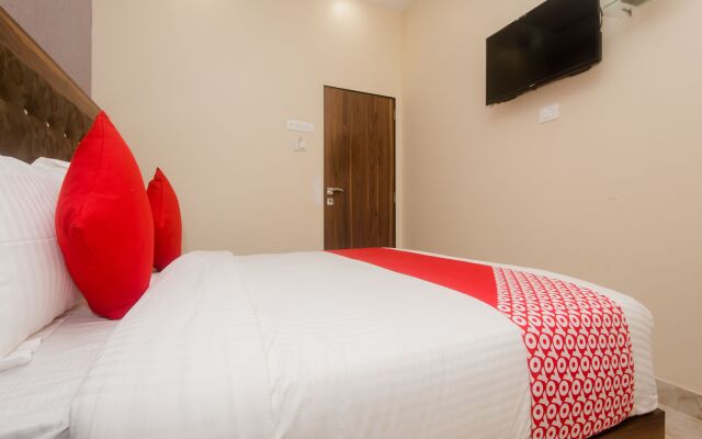 OYO 19156 Hotel Greenforest