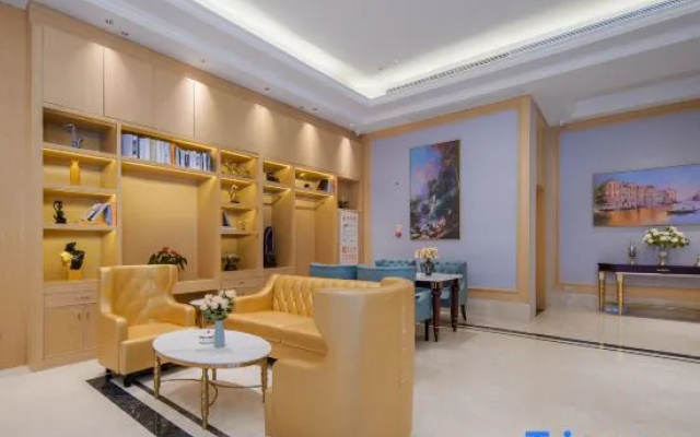 Vienna Hotel (Suzhou Railway Station Port Middle Road)