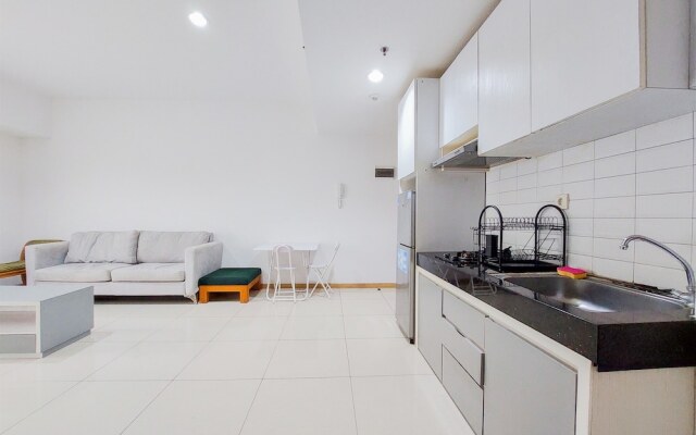 Best Homey And Modern 2Br At M-Town Signature Apartment