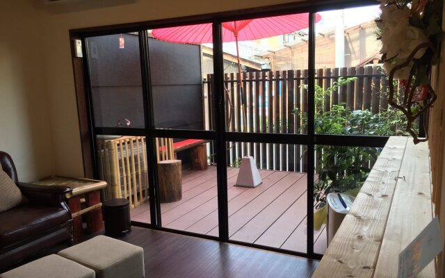 Guest House Oumi - Hostel