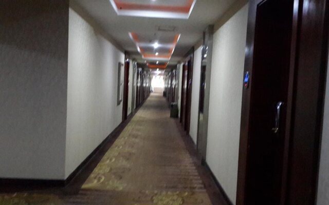 Tianhong Hotel (Zhongshan Old Town)