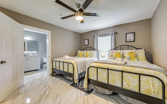 Lutz Home ~ 14 Mi to Downtown Tampa