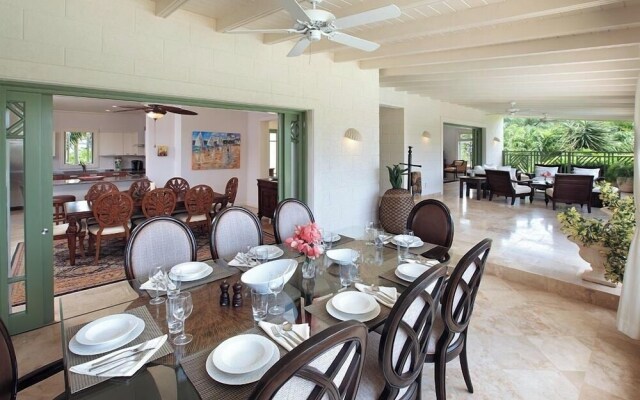 'sweet Dream' Villa w/ Private Pool in Sugar Hill!