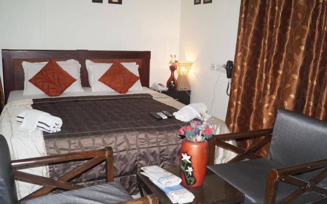 Hotel NirmalVilla Cherry Service Apartment