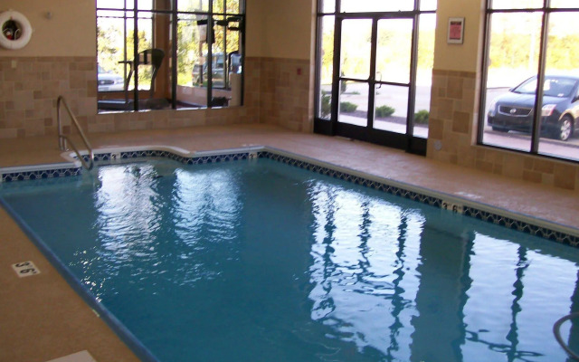 Holiday Inn Quincy East by IHG