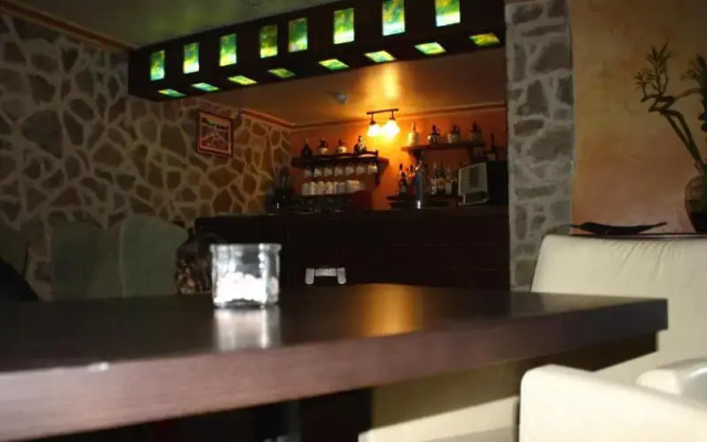 Hotel Rústico Punta Uia