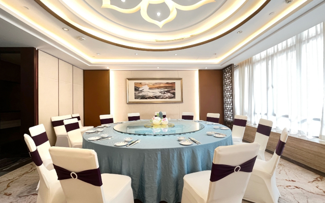 Guangdong Hotel-Free Shuttle & Registration Counter Service during Canton Fair