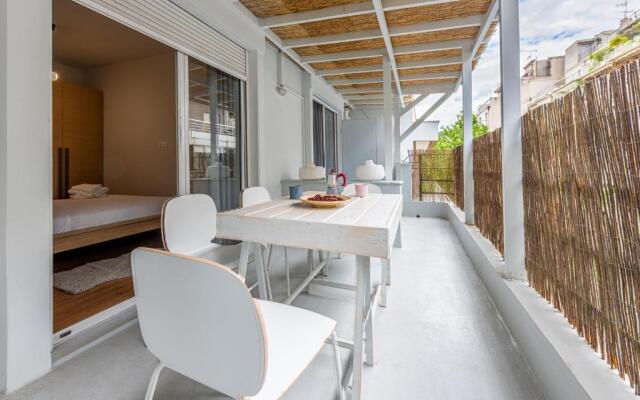 Modern 5BD Apartment in the Heart of Athens