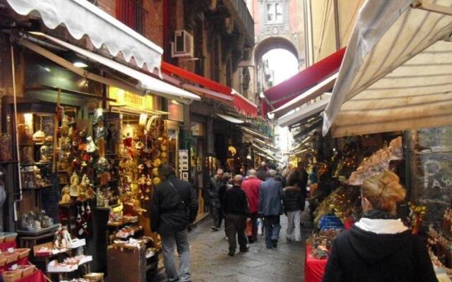 Santi Apostoli House