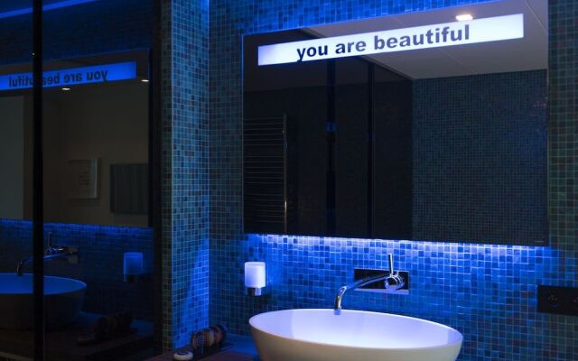 Lithium Bed Zen & Breakfast