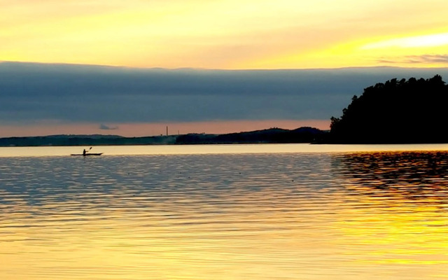 Theater and Beach Apartment