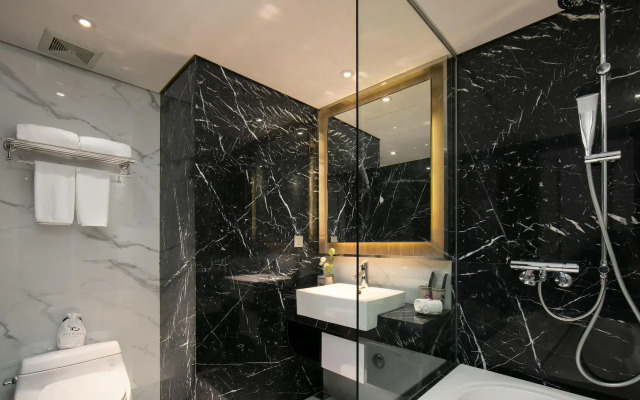 Aurora Premium - A Lifestyle Hotel