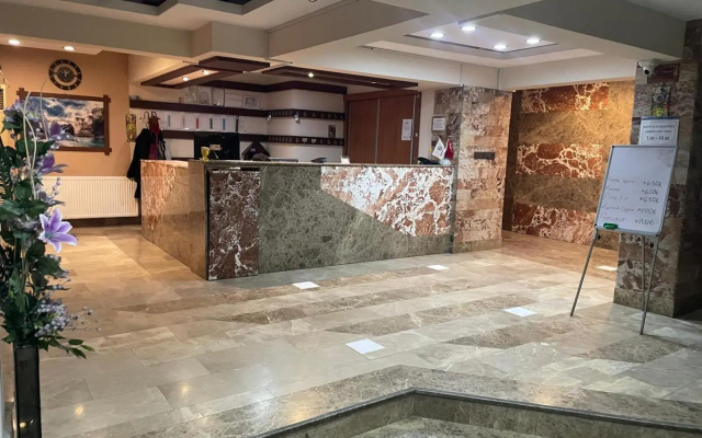 Bulut Hotel