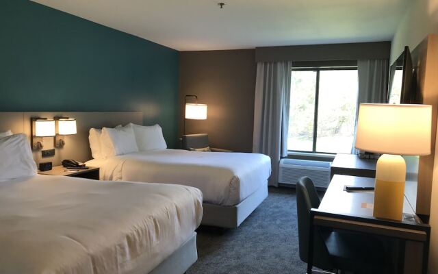 Holiday Inn Express Germantown Nw Milwaukee