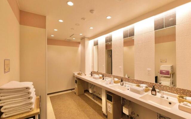 Wild Cherry Blossom-HOSTEL,TOKYO KOGANEI-