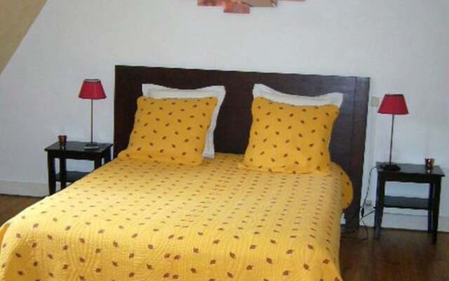 House With 2 Bedrooms in Salviac, With Pool Access, Furnished Garden a