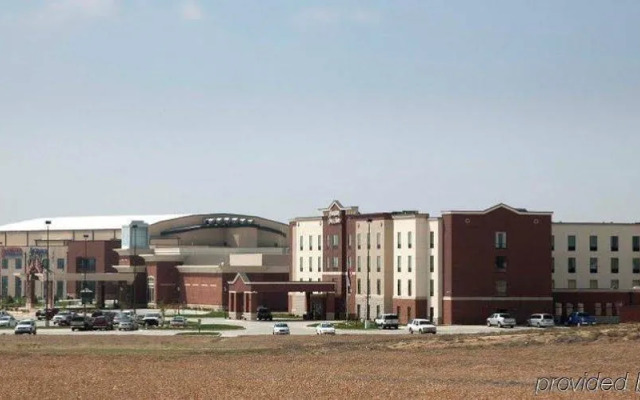Hampton Inn & Suites Dodge City
