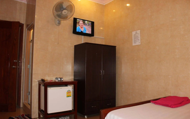Lucky 1 Guesthouse