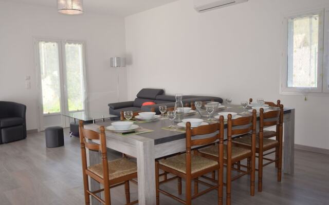 Modern Villa in Thueyts with Swimming Pool