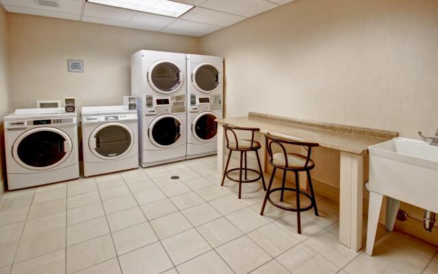 Hampton Inn & Suites Denver-Downtown