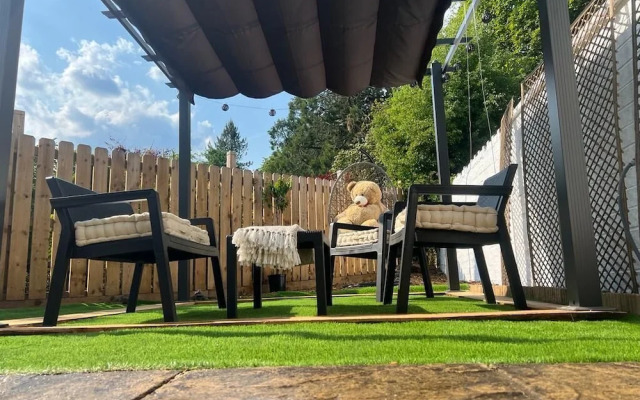 James' Place @ The Park