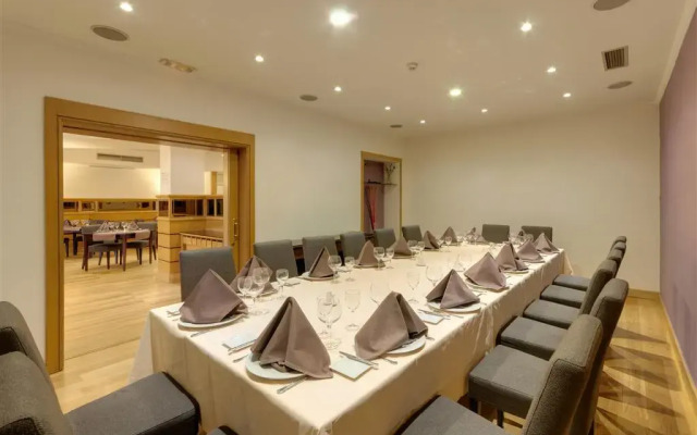 Madrid-Getafe Los Angeles Hotel