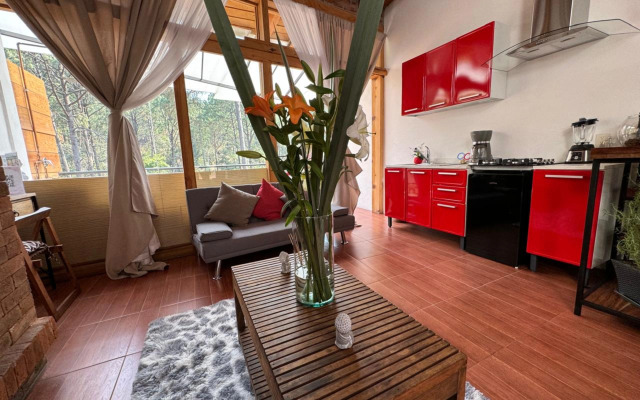 Encino House Hotel Boutique