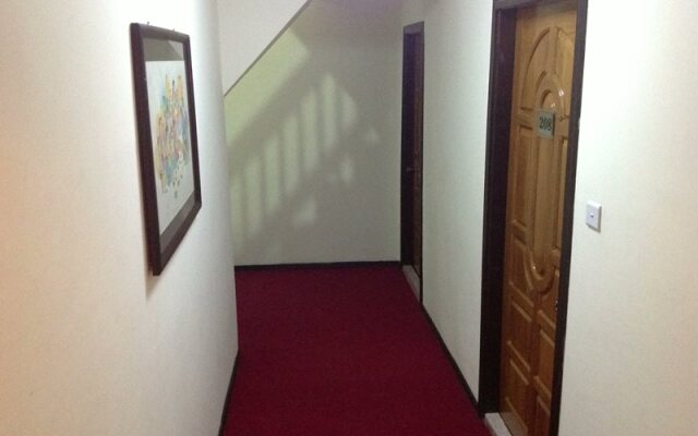 Aye Chan Thar Hotel