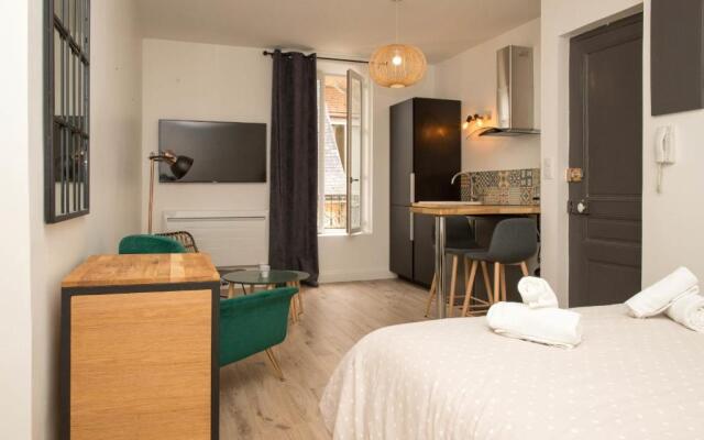 Grand studio style "Industriel" dans le centre historique