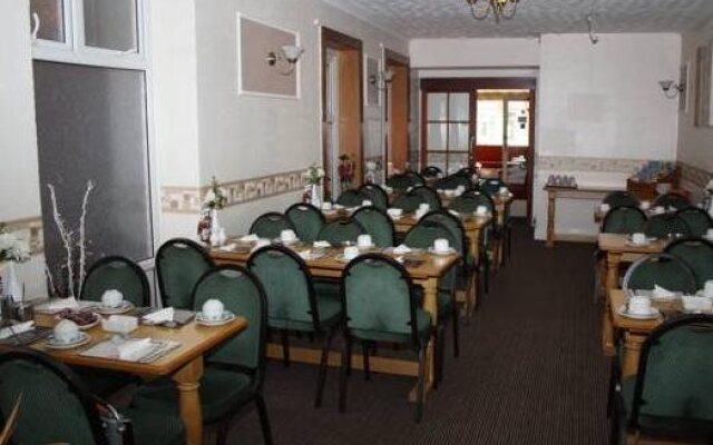 Clifton Private Hotel