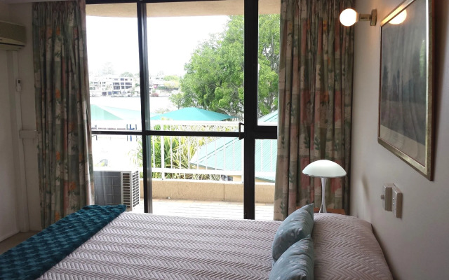 Kirribilli Riverfront Apartments