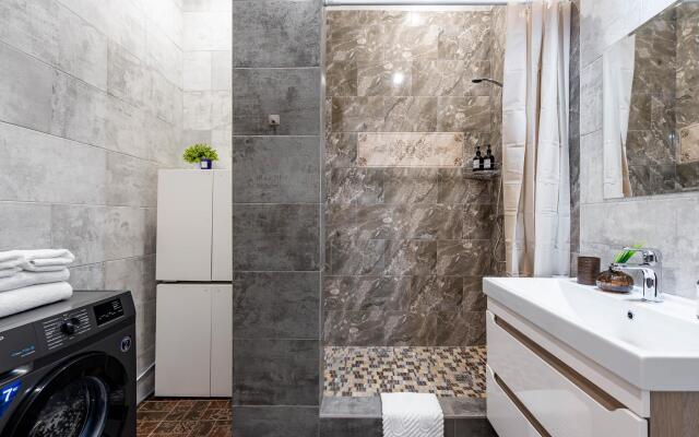 SutkiLive (СуткиЛайв) на улице Малая Посадская