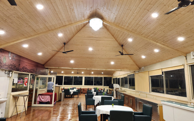 Hotel Rajpur Heights