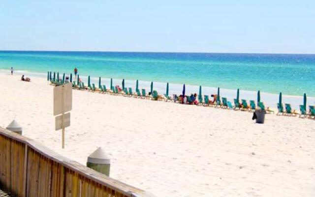 St Lucia 1002 by RealJoy