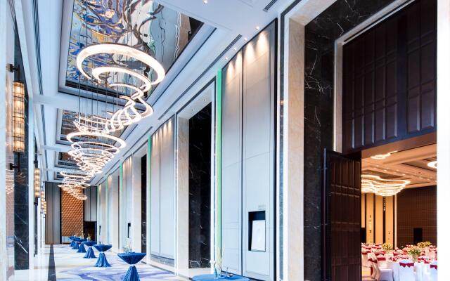 Crowne Plaza Baoji City Center by IHG