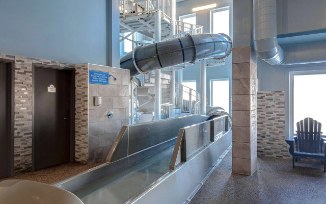 Days Inn by Wyndham Calgary North Balzac