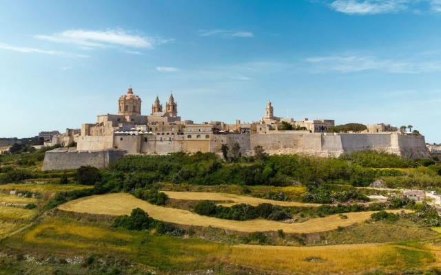 Villa Swieqi with shared rooms 5