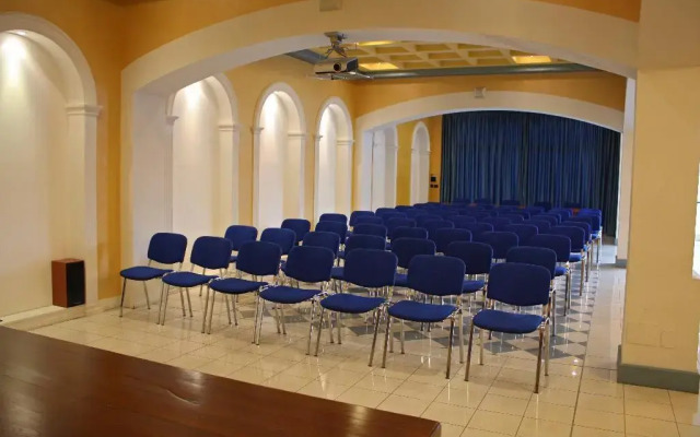 Azzurro Hotel Residence