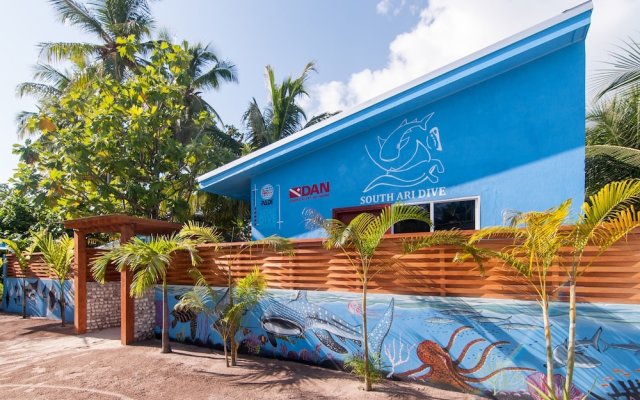 South Ari Dive Center