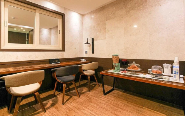 Motel 123